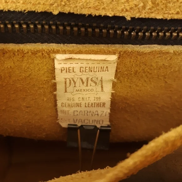 PYMSA | Vintage Hand Tooled Cowhide Leather Shoulder Bag - Tan - Picture 13 of 15